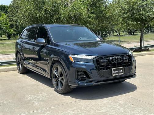2025 Audi Q7 55 Prestige