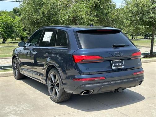 2025 Audi Q7 55 Prestige
