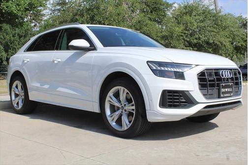 2023 Audi Q8 55 Premium Plus