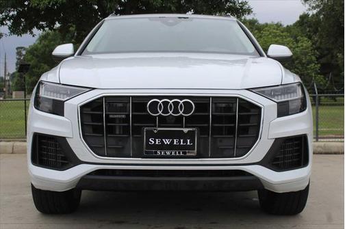 2023 Audi Q8 55 Premium Plus