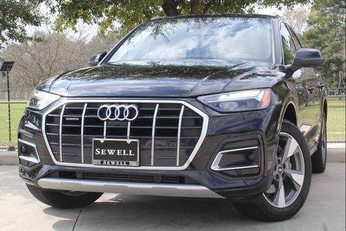2023 Audi Q5 40 Premium Plus