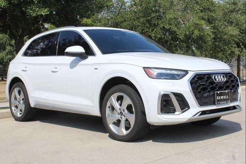 2023 Audi Q5 45 S line Prestige