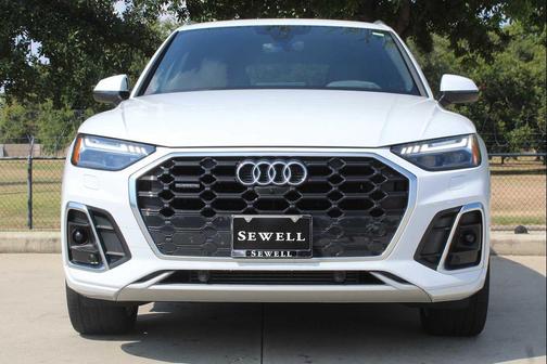 2023 Audi Q5 45 S line Prestige