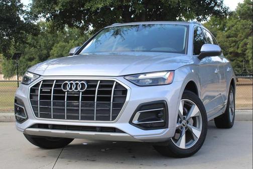 2022 Audi Q5 40 Premium Plus