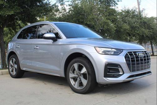 2022 Audi Q5 40 Premium Plus