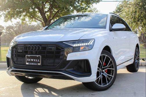 2023 Audi Q8 55 Premium Plus
