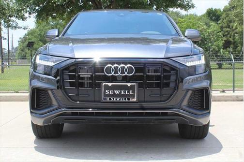 2023 Audi Q8 55 Premium Plus