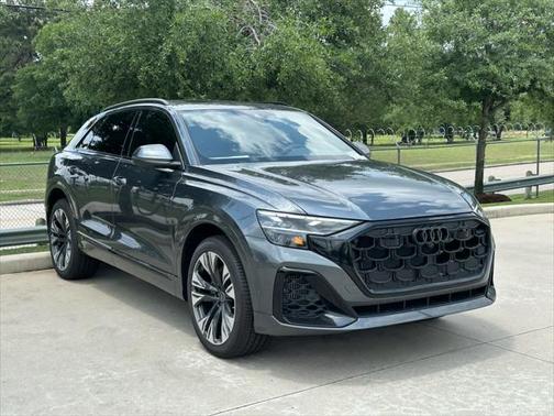 2025 Audi Q8 55 Premium Plus