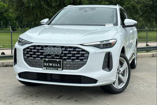WHITE 2026 Audi Q5 Premium Plus TFSI quattro S tronic