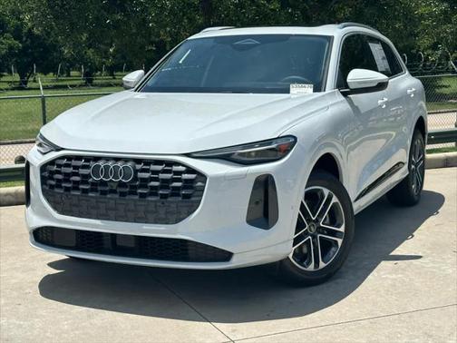 2025 Audi Q5 Premium Plus