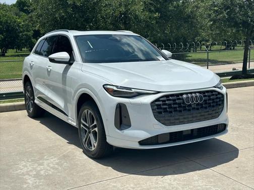 2025 Audi Q5 Premium Plus