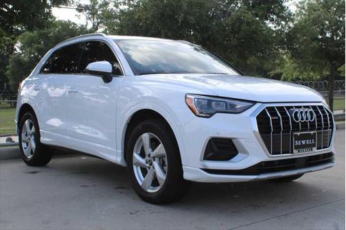 2022 Audi Q3 40 Premium