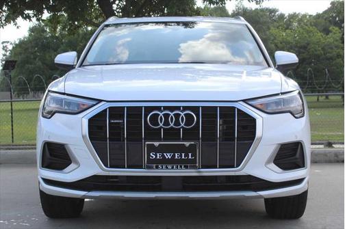 2022 Audi Q3 40 Premium