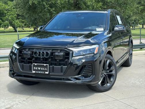 2025 Audi Q7 55 Premium Plus
