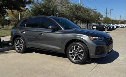 2024 Audi Q5 45 S line Premium