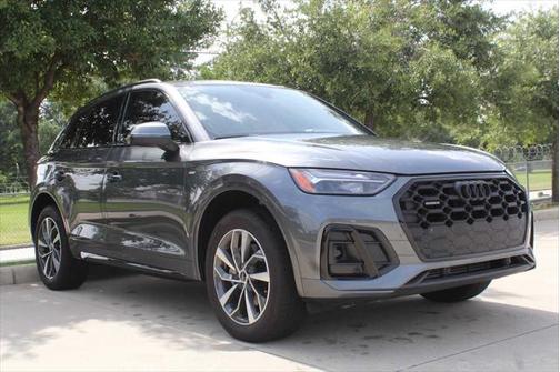 2024 Audi Q5 45 S line Premium