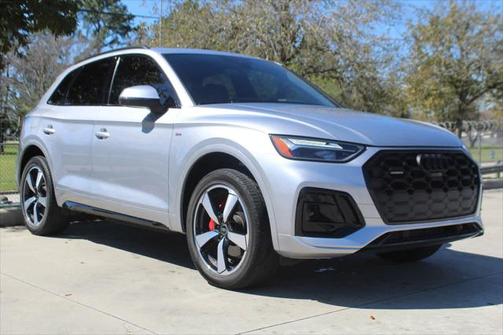2024 Audi Q5 45 S line Premium Plus