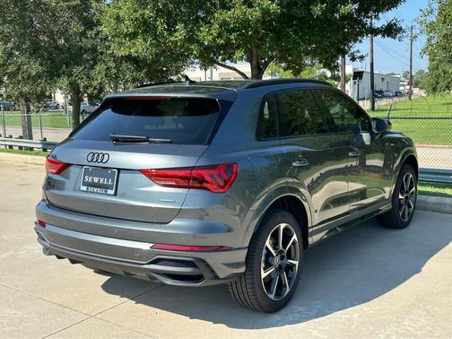 2025 Audi Q3 45 S line Premium Plus
