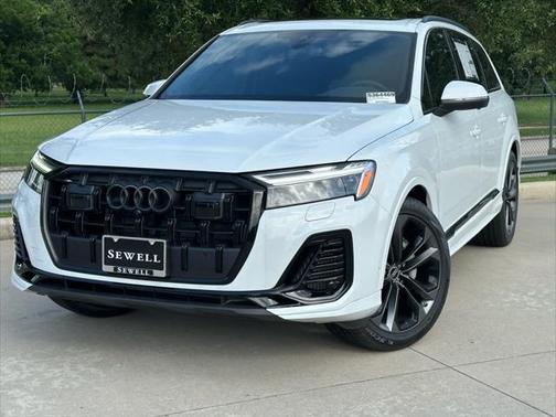 2025 Audi Q7 55 Premium Plus
