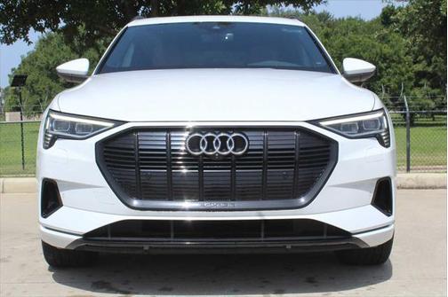 2021 Audi e-tron Premium