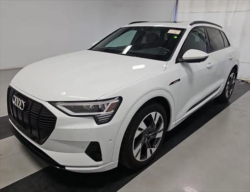 2021 Audi e-tron Premium