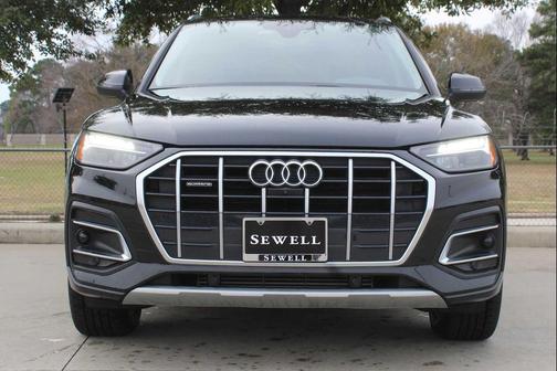 2023 Audi Q5 40 Premium Plus