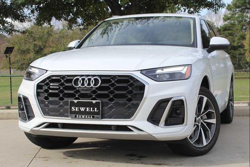 2022 Audi Q5 45 S line Premium Plus