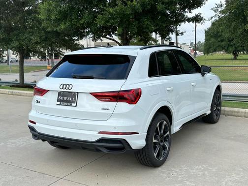 2025 Audi Q3 45 S line Premium Plus
