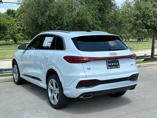 2025 Audi Q5 Premium Plus