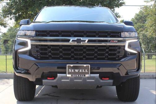 2022 Chevrolet Suburban 4WD Z71