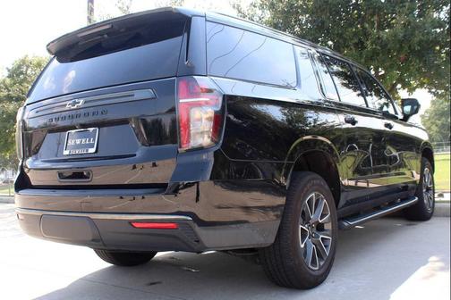 2022 Chevrolet Suburban 4WD Z71