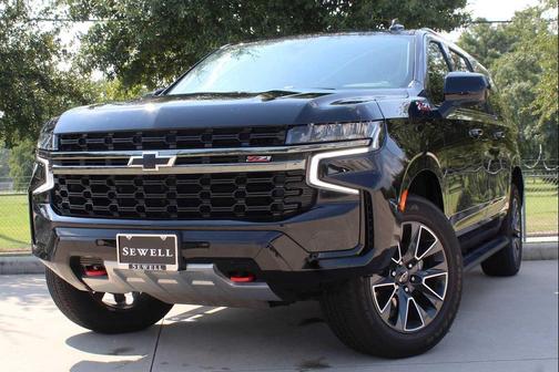 2022 Chevrolet Suburban 4WD Z71