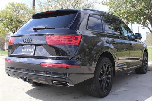 2019 Audi Q7 55 Premium Plus