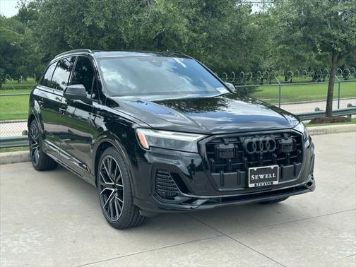 2025 Audi Q7 55 Premium Plus