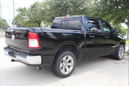 Diamond Black Crystal Pearlcoat 2019 RAM 1500 Big Horn