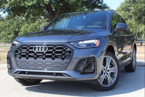 2025 Audi Q5 45 S line Premium