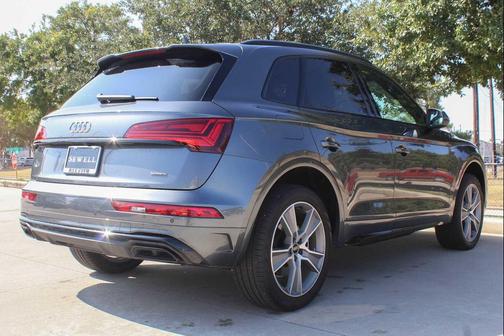 2025 Audi Q5 45 S line Premium