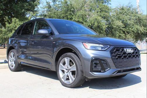 2025 Audi Q5 45 S line Premium