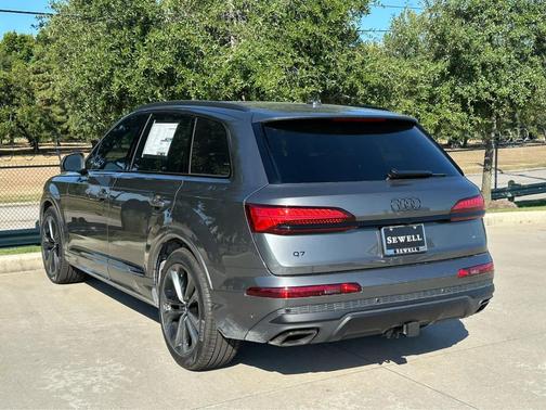 2026 Audi Q7 55 Premium Plus
