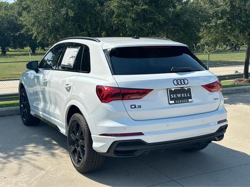 2025 Audi Q3 45 S line Premium Plus