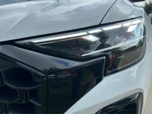 2026 Audi Q8 55 Prestige