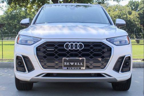 2022 Audi Q5 45 S line Premium