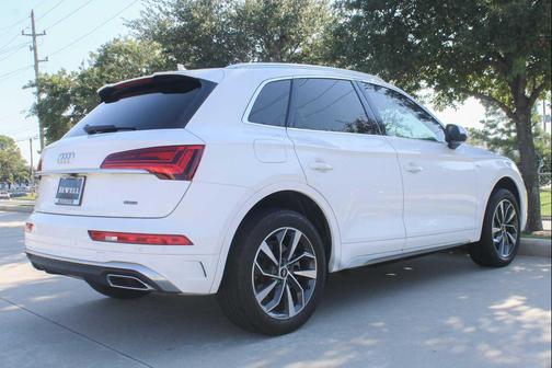 2022 Audi Q5 45 S line Premium