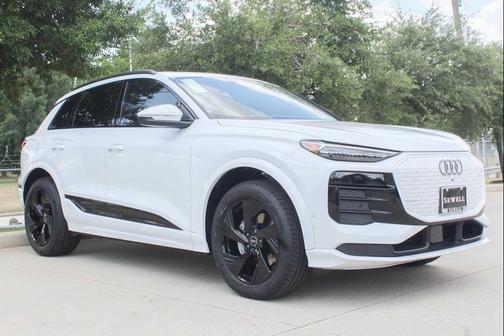 2025 Audi Q6 e-tron Premium Plus quattro