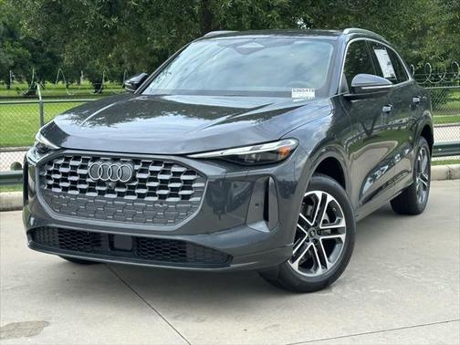 2025 Audi Q5 Premium