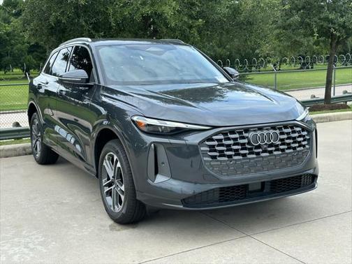 2025 Audi Q5 Premium