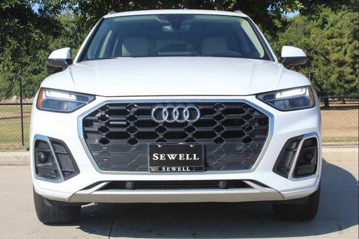 2023 Audi Q5 45 S line Premium