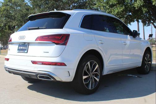 2023 Audi Q5 45 S line Premium