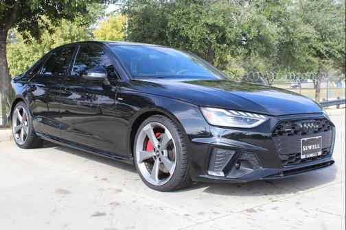 2022 Audi A4 45 S line Premium Plus
