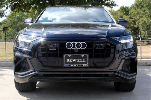 2021 Audi Q8 55 Prestige
